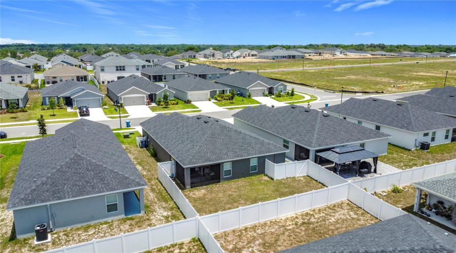 Davenport, Florida 33837, 3 Bedrooms Bedrooms, ,2 Bathroomsbathrooms,Residential,For Sale,Noble,Mfro6304851