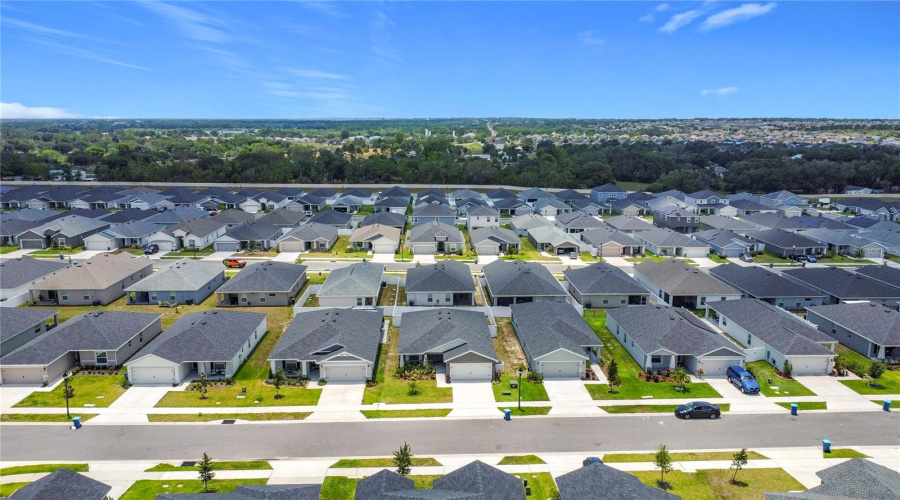 Davenport, Florida 33837, 3 Bedrooms Bedrooms, ,2 Bathroomsbathrooms,Residential,For Sale,Noble,Mfro6304851