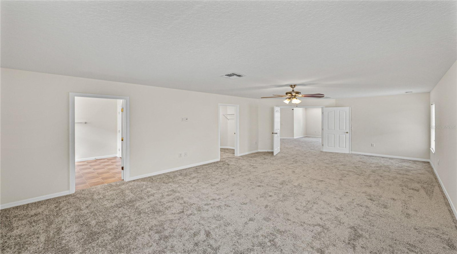 DAVENPORT, Florida 33896, 4 Bedrooms Bedrooms, ,2 BathroomsBathrooms,Residential,For Sale,ALFANI,0,MFRL4953223