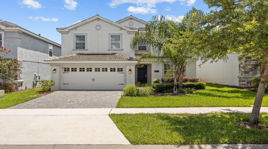 Davenport, Florida 33896, 6 Bedrooms Bedrooms, ,6 Bathroomsbathrooms,Residential,For Sale,Interlocking,Mfro6311748