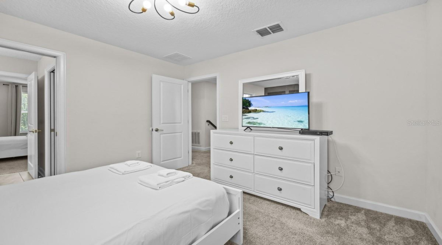 Davenport, Florida 33896, 6 Bedrooms Bedrooms, ,6 Bathroomsbathrooms,Residential,For Sale,Interlocking,Mfro6311748