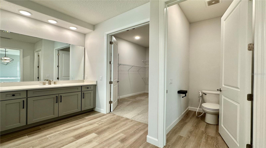 Davenport, Florida 33837, 4 Bedrooms Bedrooms, ,3 Bathroomsbathrooms,Residential,For Sale,Hampton,Mfro6312588