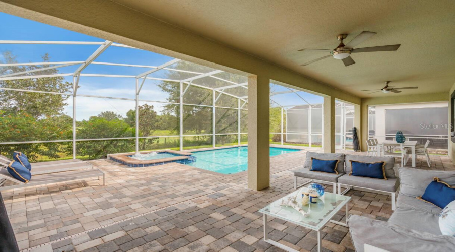 Davenport, Florida 33896, 8 Bedrooms Bedrooms, ,5 Bathroomsbathrooms,Residential,For Sale,Cruden Bay,Mfro6310515