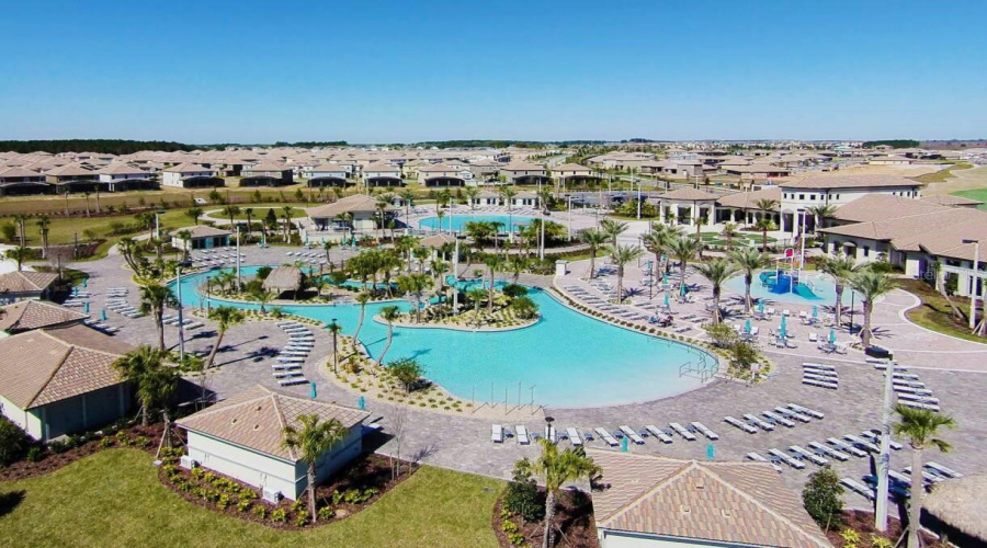 Davenport, Florida 33896, 8 Bedrooms Bedrooms, ,5 Bathroomsbathrooms,Residential,For Sale,Cruden Bay,Mfro6310515