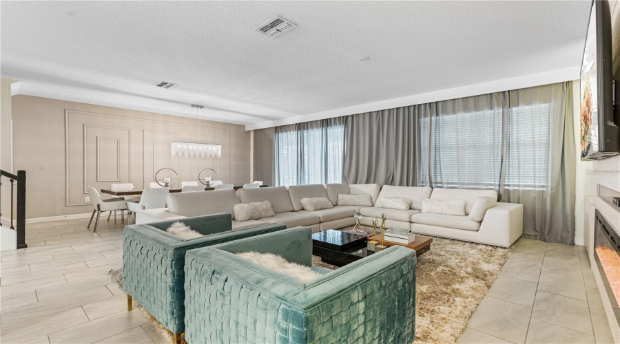 Davenport, Florida 33896, 8 Bedrooms Bedrooms, ,5 Bathroomsbathrooms,Residential,For Sale,Cruden Bay,Mfro6310515