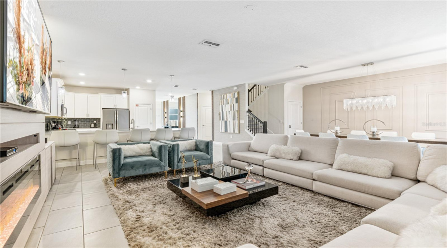 Davenport, Florida 33896, 8 Bedrooms Bedrooms, ,5 Bathroomsbathrooms,Residential,For Sale,Cruden Bay,Mfro6310515