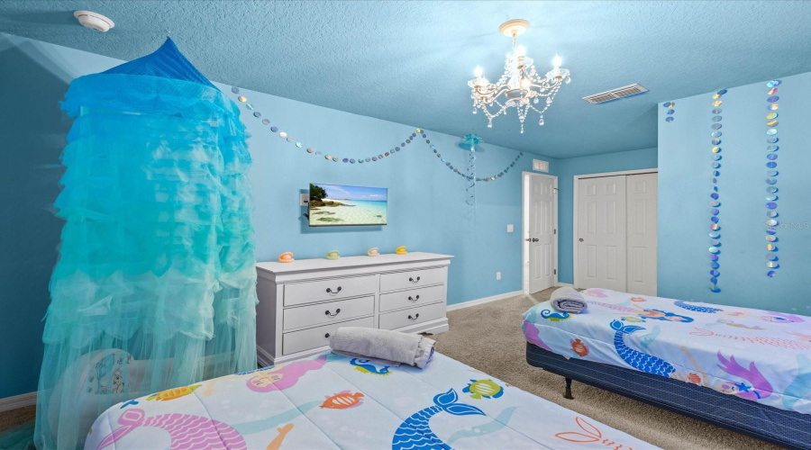 Kissimmee, Florida 34747, 7 Bedrooms Bedrooms, ,6 Bathroomsbathrooms,Residential,For Sale,Tropical Palms,Mfro6312443