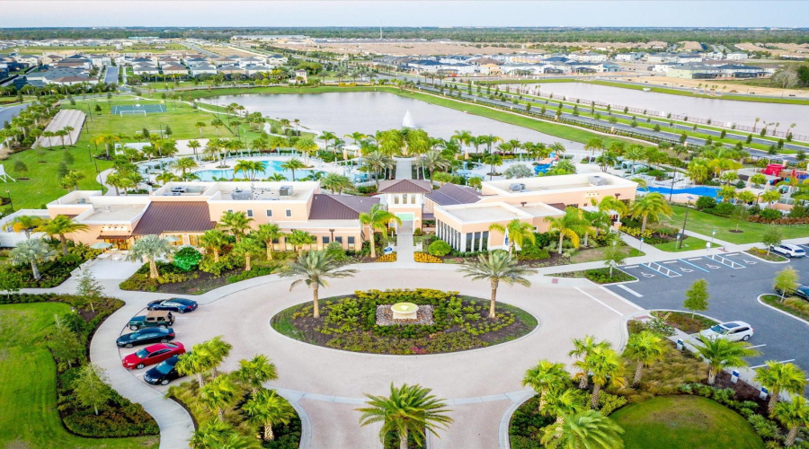 Kissimmee, Florida 34747, 7 Bedrooms Bedrooms, ,6 Bathroomsbathrooms,Residential,For Sale,Tropical Palms,Mfro6312443