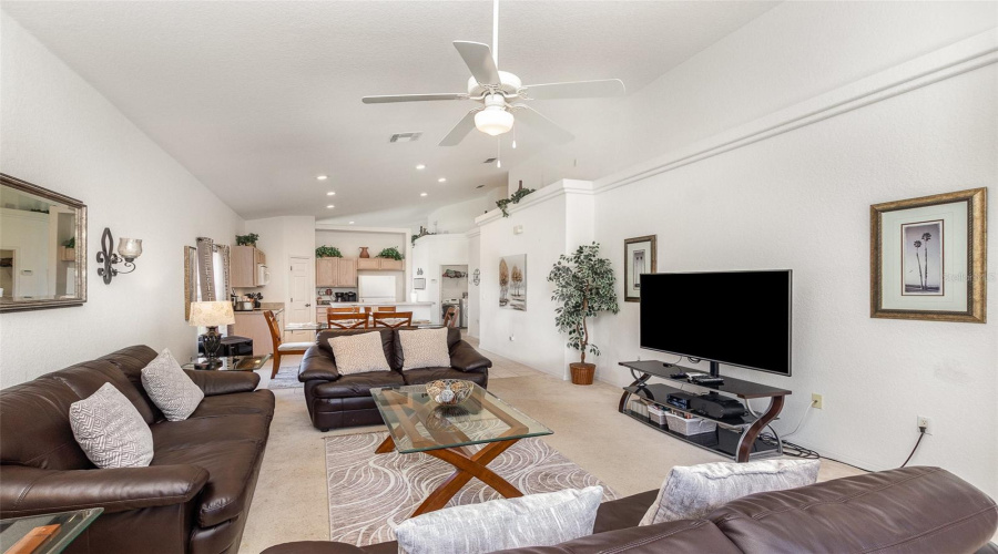 Davenport, Florida 33837, 4 Bedrooms Bedrooms, ,3 Bathroomsbathrooms,Residential,For Sale,Andalusia,Mfrtb8390055