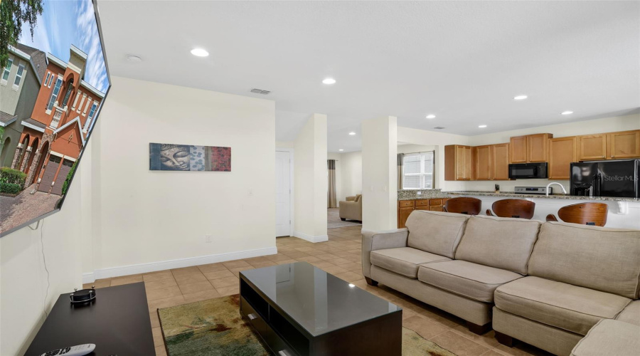 Kissimmee, Florida 34747, 6 Bedrooms Bedrooms, ,5 Bathroomsbathrooms,Residential,For Sale,Lasso,Mfrs5127732