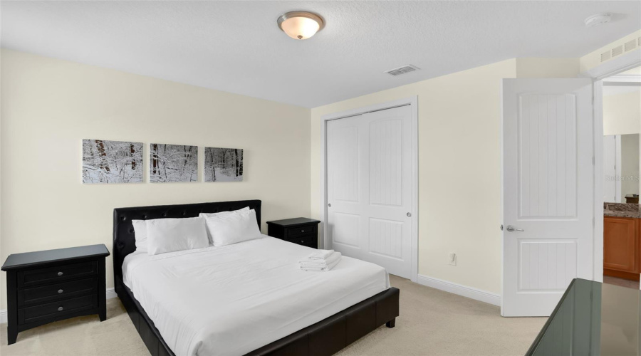 Kissimmee, Florida 34747, 6 Bedrooms Bedrooms, ,5 Bathroomsbathrooms,Residential,For Sale,Lasso,Mfrs5127732