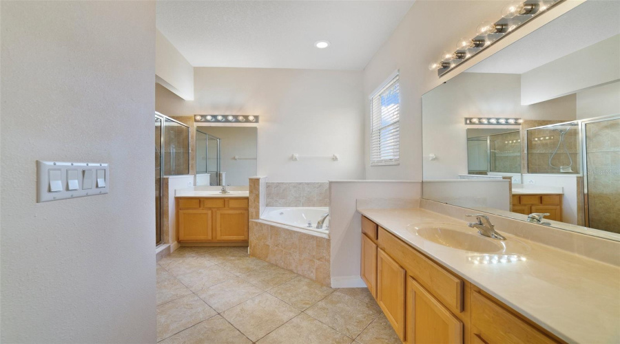 REUNION, Florida 34747, 4 Bedrooms Bedrooms, ,3 BathroomsBathrooms,Residential,For Sale,LINKSIDE,0,MFRS5127746