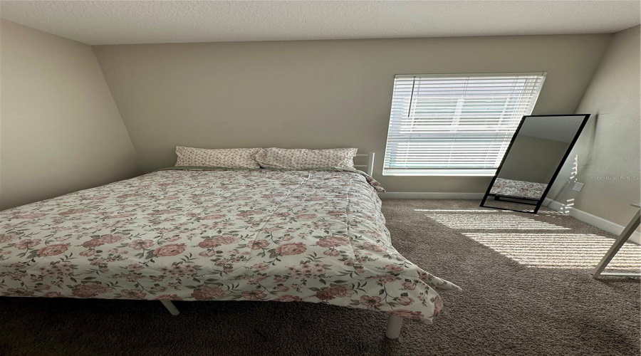 DAVENPORT, Florida 33896, 4 Bedrooms Bedrooms, ,2 BathroomsBathrooms,Residential,For Sale,VENICE,MFRTB8390457
