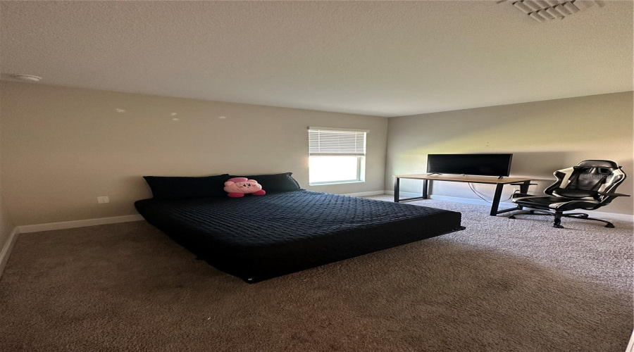 DAVENPORT, Florida 33896, 4 Bedrooms Bedrooms, ,2 BathroomsBathrooms,Residential,For Sale,VENICE,MFRTB8390457