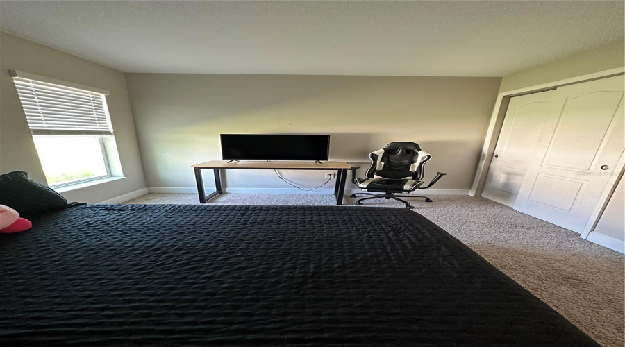 DAVENPORT, Florida 33896, 4 Bedrooms Bedrooms, ,2 BathroomsBathrooms,Residential,For Sale,VENICE,MFRTB8390457