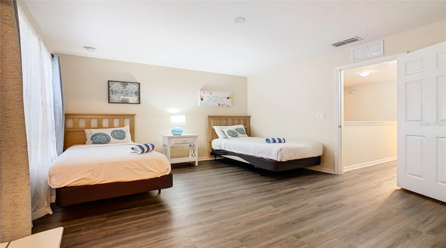 Kissimmee, Florida 34746, 3 Bedrooms Bedrooms, ,3 Bathroomsbathrooms,Residential,For Sale,Bushman,Mfrt3527166