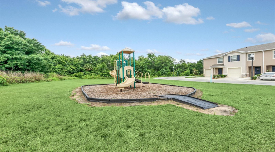 DAVENPORT, Florida 33837, 3 Bedrooms Bedrooms, ,2 BathroomsBathrooms,Residential,For Sale,YELLOW FINCH,0,MFRO6306683