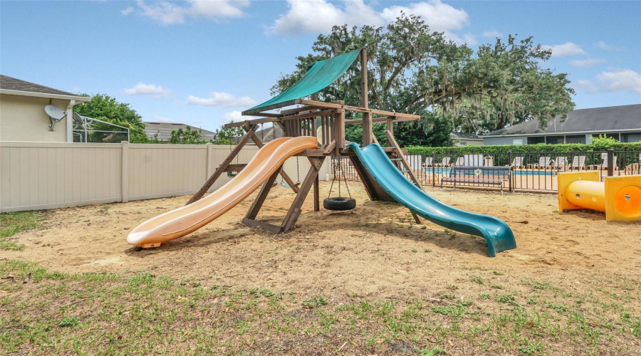 DAVENPORT, Florida 33837, 3 Bedrooms Bedrooms, ,2 BathroomsBathrooms,Residential,For Sale,YELLOW FINCH,0,MFRO6306683