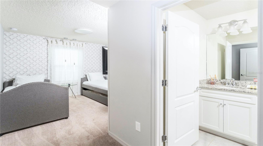 Kissimmee, Florida 34747, 5 Bedrooms Bedrooms, ,4 Bathroomsbathrooms,Residential,For Sale,Dubai,Mfro6312686
