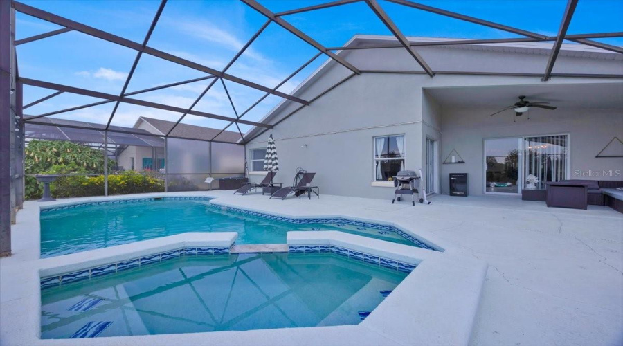 Davenport, Florida 33896, 4 Bedrooms Bedrooms, ,3 Bathroomsbathrooms,Residential,For Sale,Balmoral,Mfrg5097564