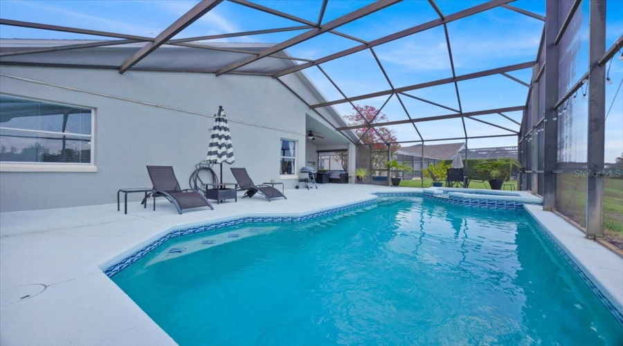 Davenport, Florida 33896, 4 Bedrooms Bedrooms, ,3 Bathroomsbathrooms,Residential,For Sale,Balmoral,Mfrg5097564