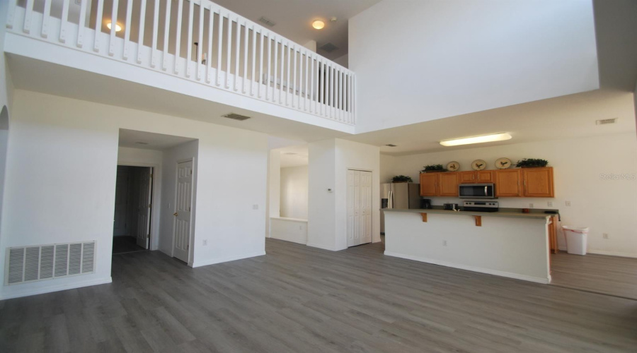 Davenport, Florida 33897, 5 Bedrooms Bedrooms, ,3 Bathroomsbathrooms,Residential,For Sale,Lancaster,Mfrs5127750