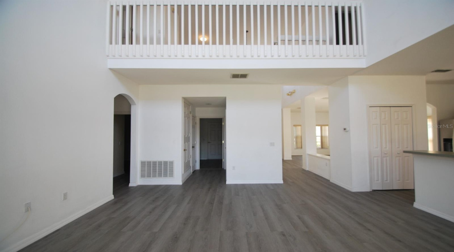 Davenport, Florida 33897, 5 Bedrooms Bedrooms, ,3 Bathroomsbathrooms,Residential,For Sale,Lancaster,Mfrs5127750