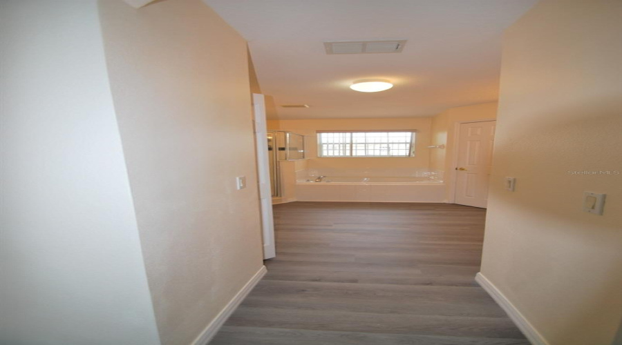 Davenport, Florida 33897, 5 Bedrooms Bedrooms, ,3 Bathroomsbathrooms,Residential,For Sale,Lancaster,Mfrs5127750