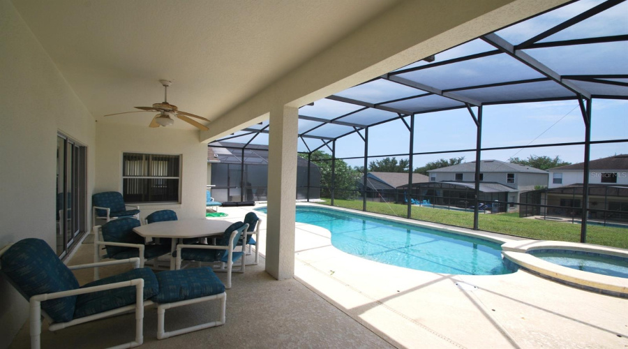 Davenport, Florida 33897, 5 Bedrooms Bedrooms, ,3 Bathroomsbathrooms,Residential,For Sale,Lancaster,Mfrs5127750