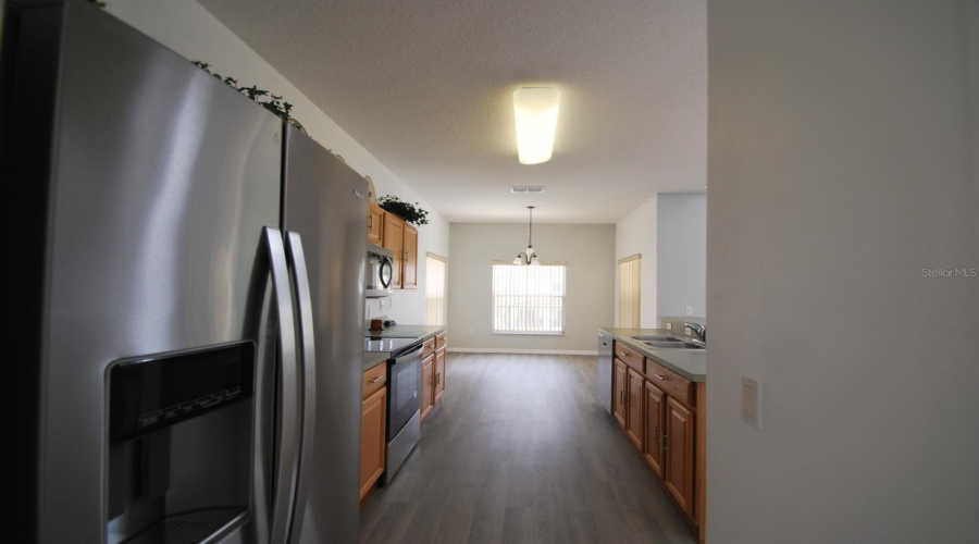 Davenport, Florida 33897, 5 Bedrooms Bedrooms, ,3 Bathroomsbathrooms,Residential,For Sale,Lancaster,Mfrs5127750