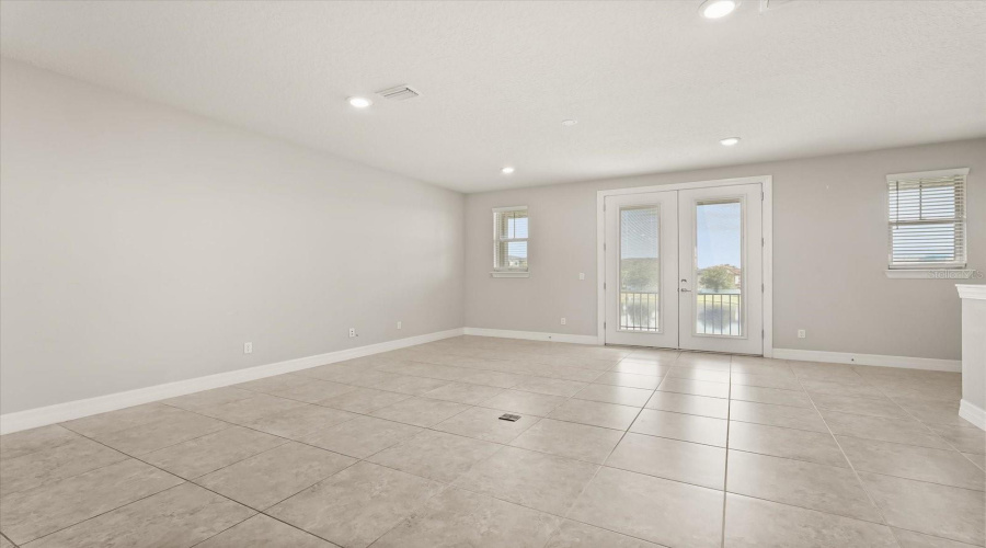 Orlando, Florida 32836, 3 Bedrooms Bedrooms, ,3 Bathroomsbathrooms,Residential,For Sale,Sweet Star,Mfro6311134