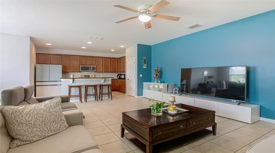 Kissimmee, Florida 34746, 3 Bedrooms Bedrooms, ,2 Bathroomsbathrooms,Residential,For Sale,Orange Haven Way,Mfro6312932