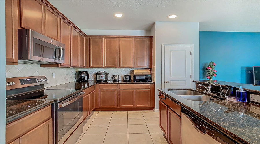 Kissimmee, Florida 34746, 3 Bedrooms Bedrooms, ,2 Bathroomsbathrooms,Residential,For Sale,Orange Haven Way,Mfro6312932