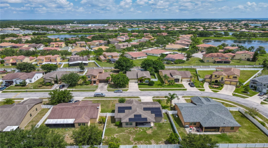 Kissimmee, Florida 34746, 3 Bedrooms Bedrooms, ,2 Bathroomsbathrooms,Residential,For Sale,Orange Haven Way,Mfro6312932