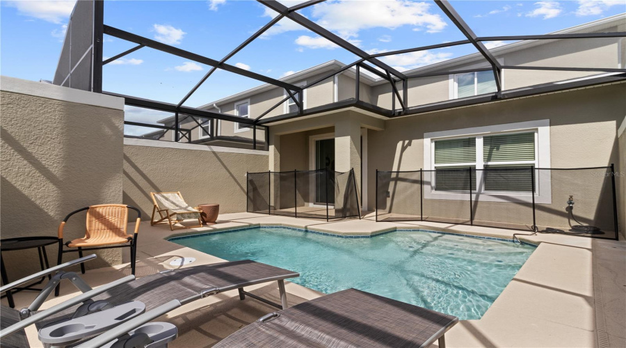 Kissimmee, Florida 34746, 5 Bedrooms Bedrooms, ,4 Bathroomsbathrooms,Residential,For Sale,Paragraph,Mfro6312942