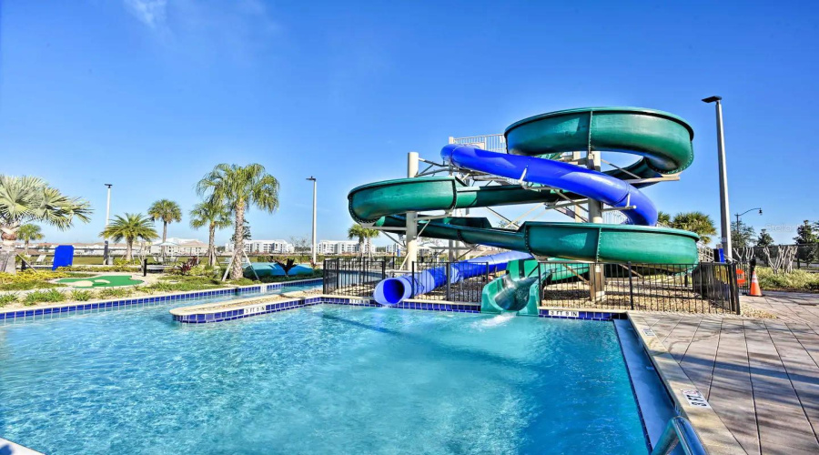 Kissimmee, Florida 34746, 5 Bedrooms Bedrooms, ,4 Bathroomsbathrooms,Residential,For Sale,Paragraph,Mfro6312942