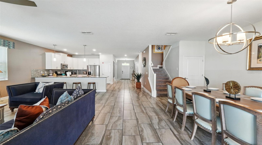 Davenport, Florida 33896, 8 Bedrooms Bedrooms, ,5 Bathroomsbathrooms,Residential,For Sale,Mulligan,Mfro6311781
