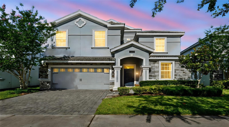 Davenport, Florida 33896, 8 Bedrooms Bedrooms, ,5 Bathroomsbathrooms,Residential,For Sale,Mulligan,Mfro6311781
