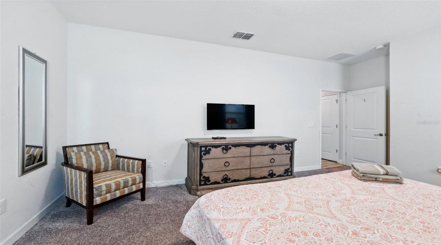 Davenport, Florida 33896, 8 Bedrooms Bedrooms, ,5 Bathroomsbathrooms,Residential,For Sale,Mulligan,Mfro6311781