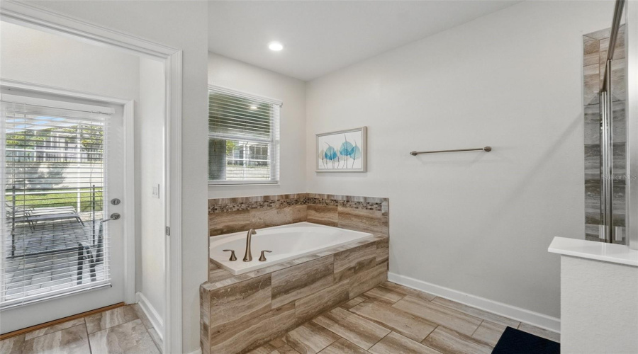 Davenport, Florida 33896, 8 Bedrooms Bedrooms, ,5 Bathroomsbathrooms,Residential,For Sale,Mulligan,Mfro6311781
