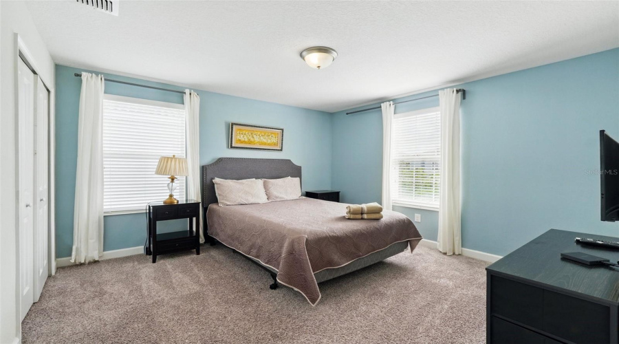 Davenport, Florida 33896, 8 Bedrooms Bedrooms, ,5 Bathroomsbathrooms,Residential,For Sale,Mulligan,Mfro6311781