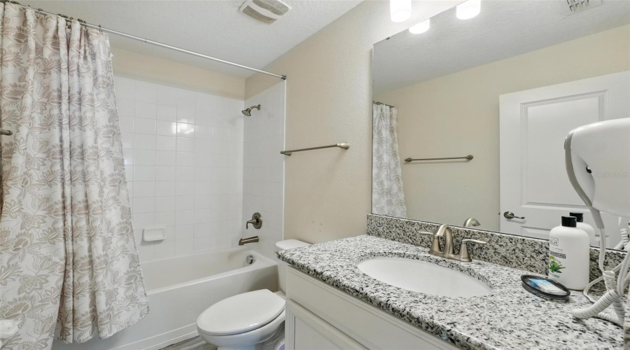 Davenport, Florida 33896, 8 Bedrooms Bedrooms, ,5 Bathroomsbathrooms,Residential,For Sale,Mulligan,Mfro6311781