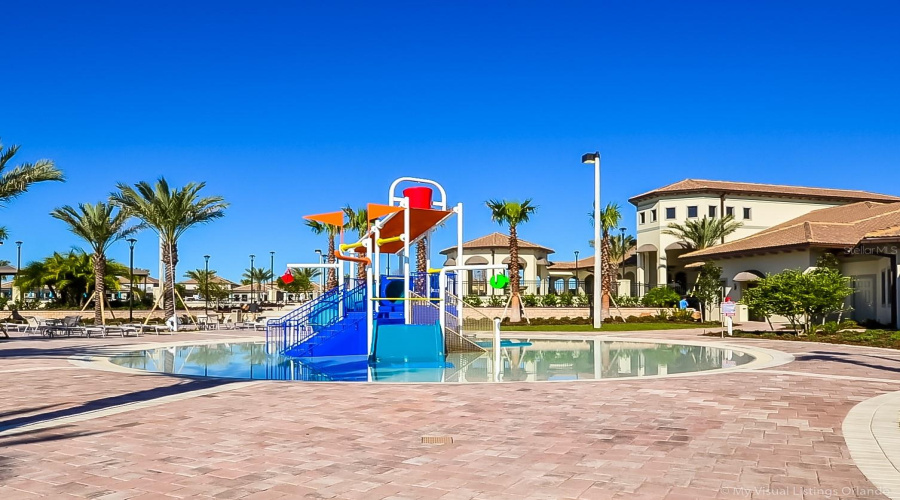 Davenport, Florida 33896, 8 Bedrooms Bedrooms, ,5 Bathroomsbathrooms,Residential,For Sale,Mulligan,Mfro6311781