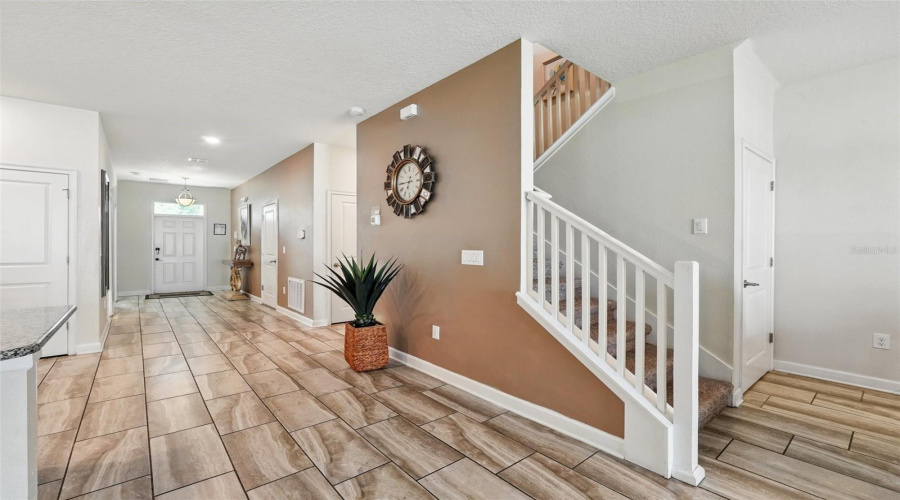 Davenport, Florida 33896, 8 Bedrooms Bedrooms, ,5 Bathroomsbathrooms,Residential,For Sale,Mulligan,Mfro6311781