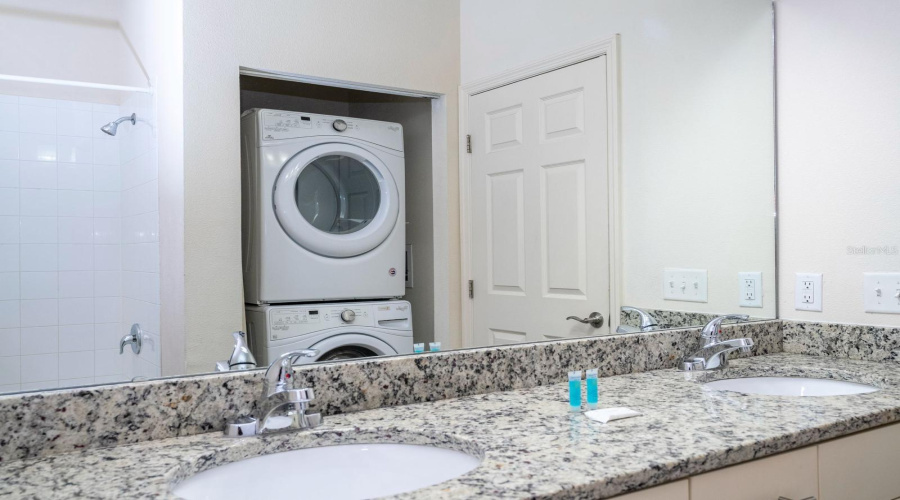 Kissimmee, Florida 34747, 3 Bedrooms Bedrooms, ,2 Bathroomsbathrooms,Residential,For Sale,Cupid,Mfro6312087