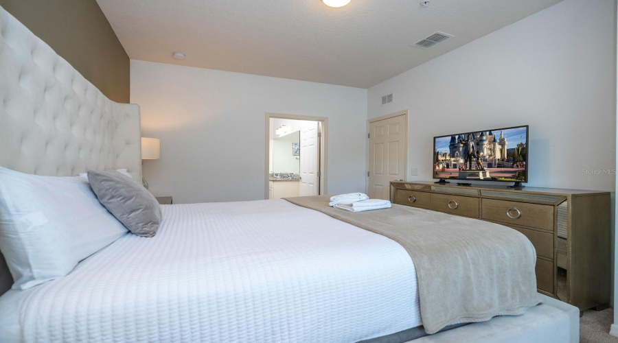 Kissimmee, Florida 34747, 3 Bedrooms Bedrooms, ,2 Bathroomsbathrooms,Residential,For Sale,Cupid,Mfro6312087