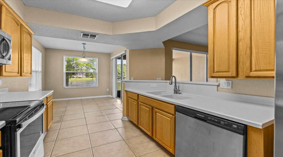 DAVENPORT, Florida 33896, 2 Bedrooms Bedrooms, ,2 BathroomsBathrooms,Residential,For Sale,QUIMBY,MFRO6295406
