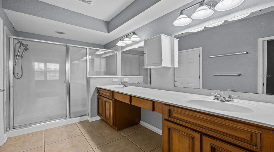 DAVENPORT, Florida 33896, 2 Bedrooms Bedrooms, ,2 BathroomsBathrooms,Residential,For Sale,QUIMBY,MFRO6295406