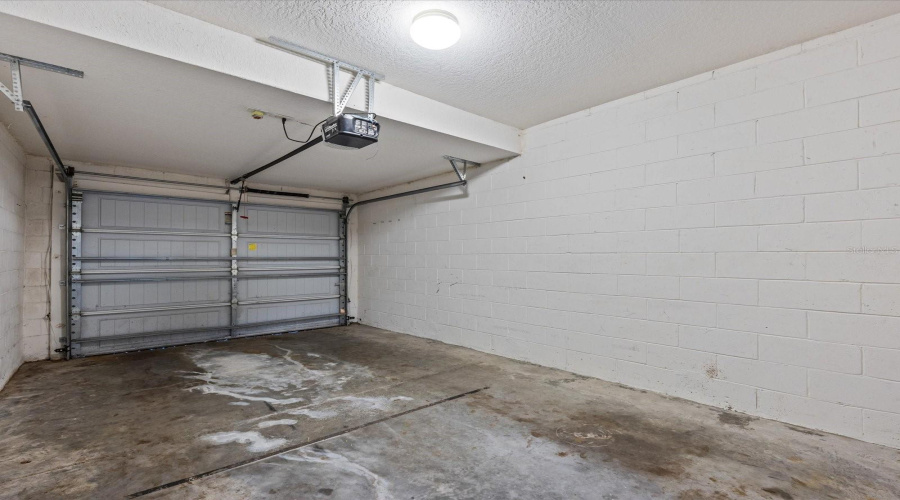 DAVENPORT, Florida 33896, 2 Bedrooms Bedrooms, ,2 BathroomsBathrooms,Residential,For Sale,QUIMBY,MFRO6295406