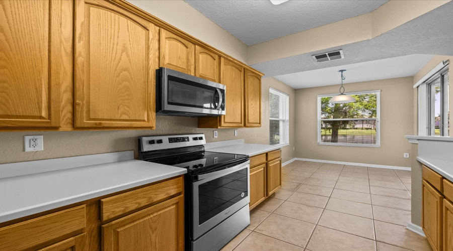 DAVENPORT, Florida 33896, 2 Bedrooms Bedrooms, ,2 BathroomsBathrooms,Residential,For Sale,QUIMBY,MFRO6295406
